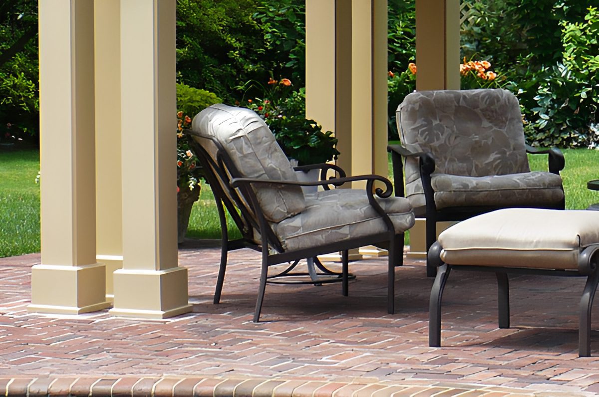 Outdoor seating with cushioned chairs